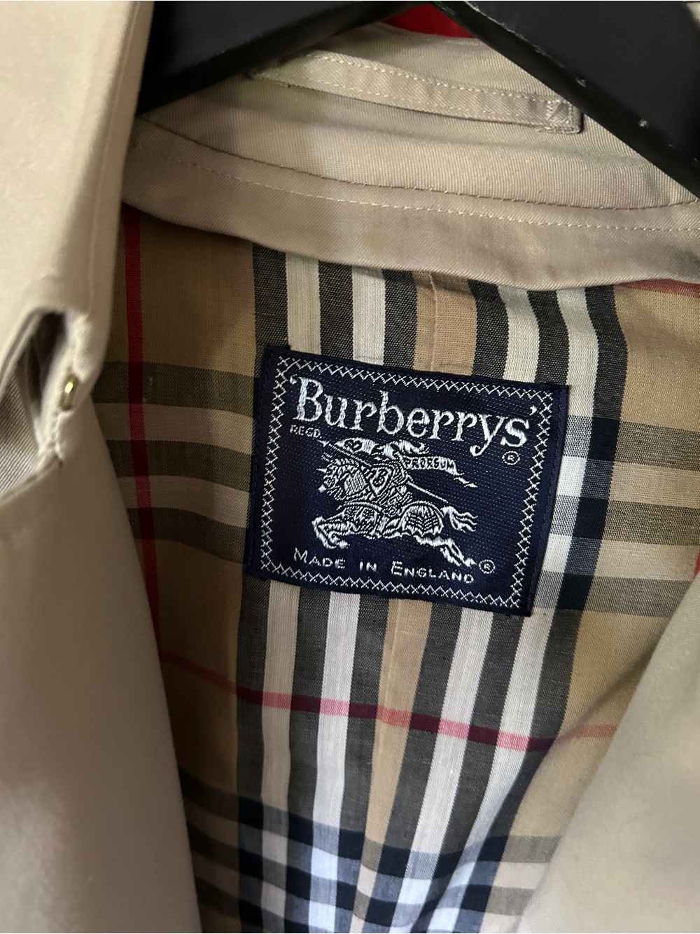 Burberry Beige Trench Coat with Vintage Nova Check Lining
